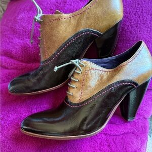 True Religion Black and Tan Two-Tone Lace-Up Heels with Pink Stitching
